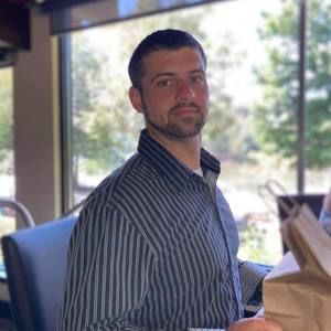 Meet your Posher, Adam